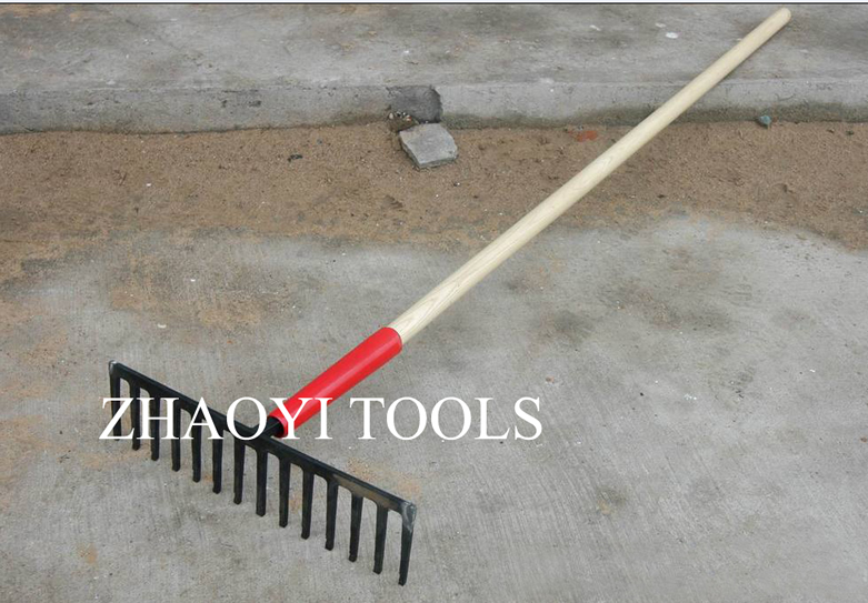 1055043 forging steel soil rake